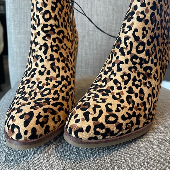 Cheetah booties NWT - Picture 5 of 6